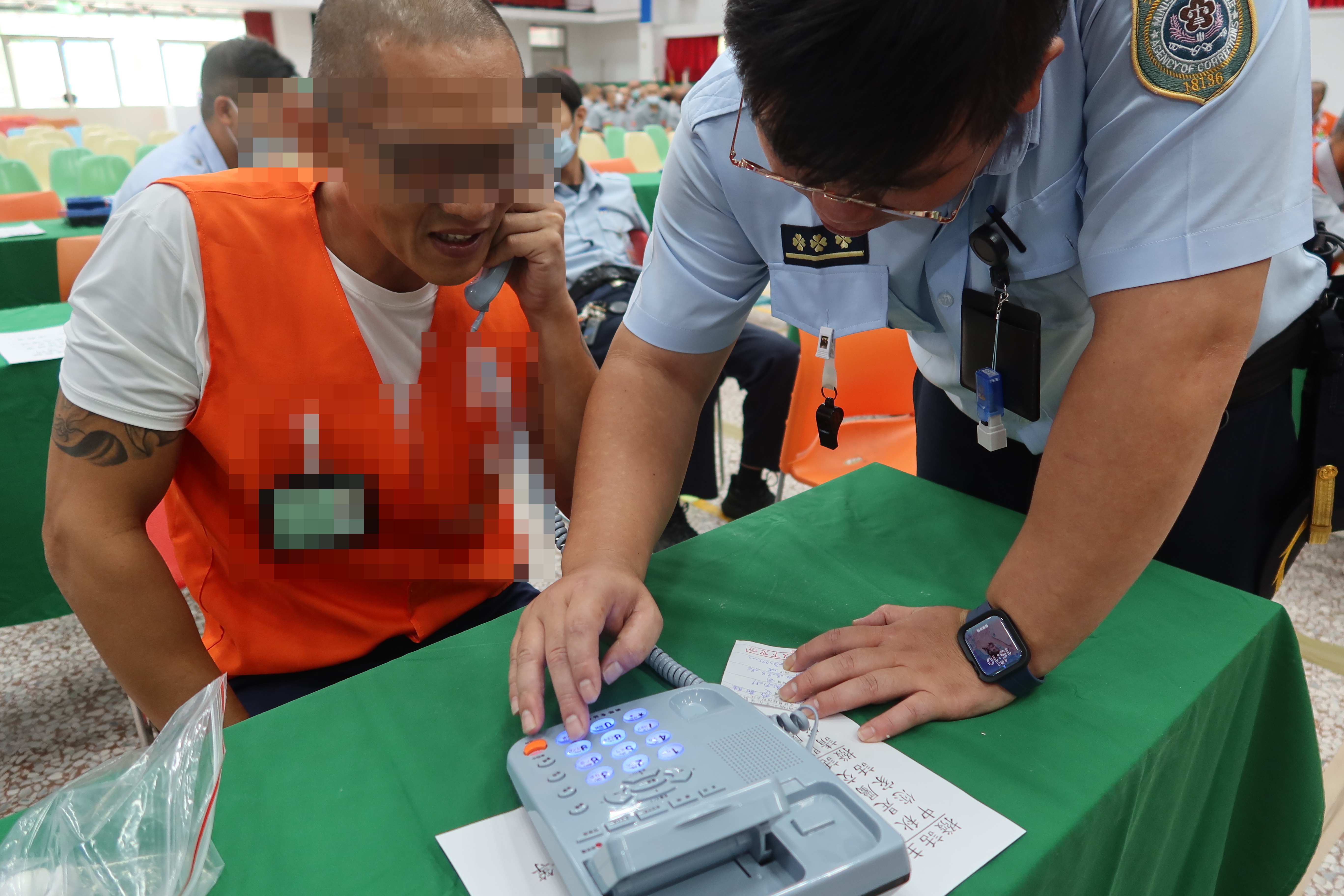 5.主管協助不識字同學幫忙撥打電話