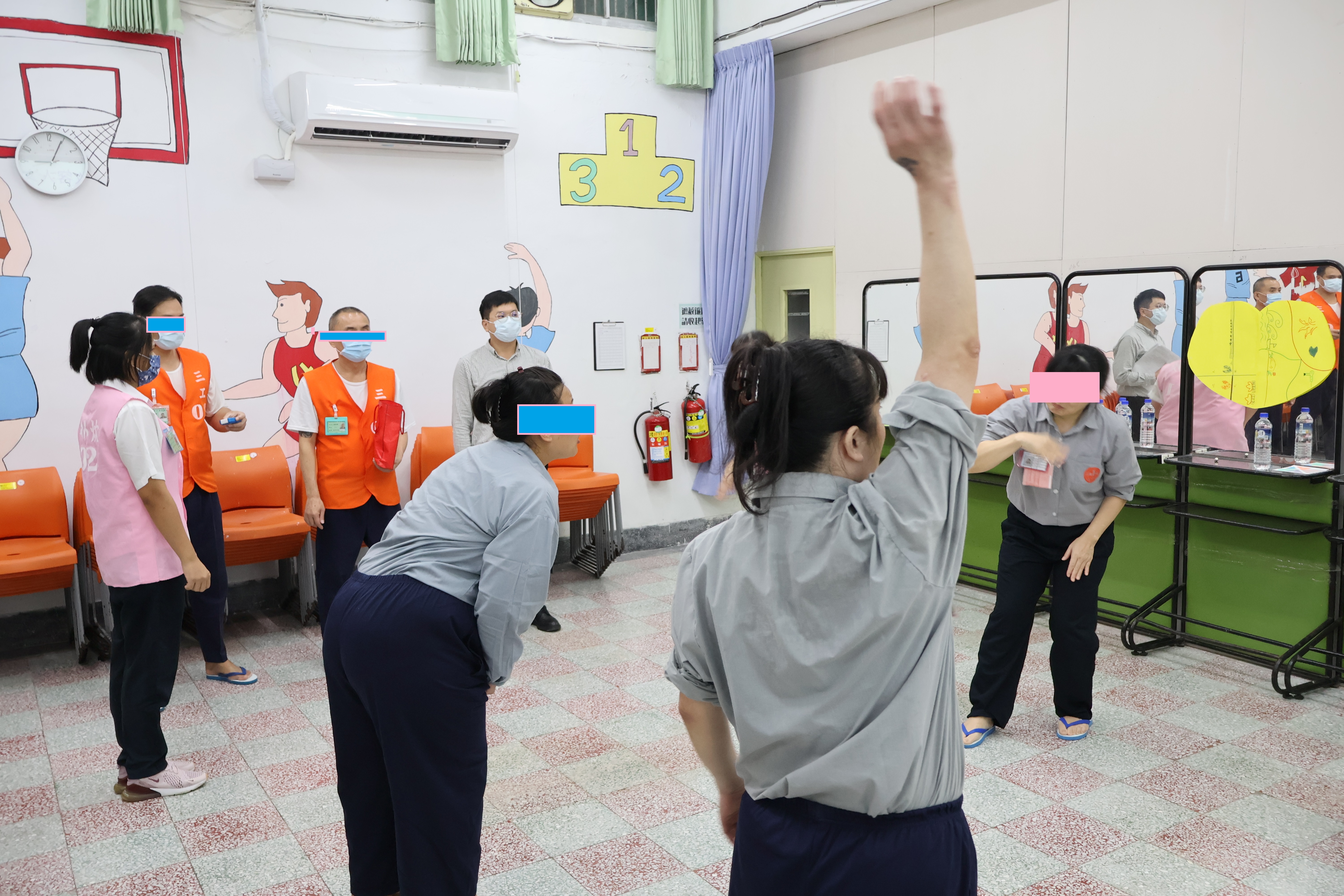4.比手畫腳團體競賽活動照片(一)