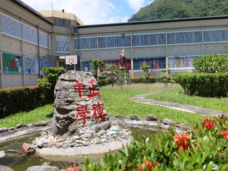 3.本校校園美景